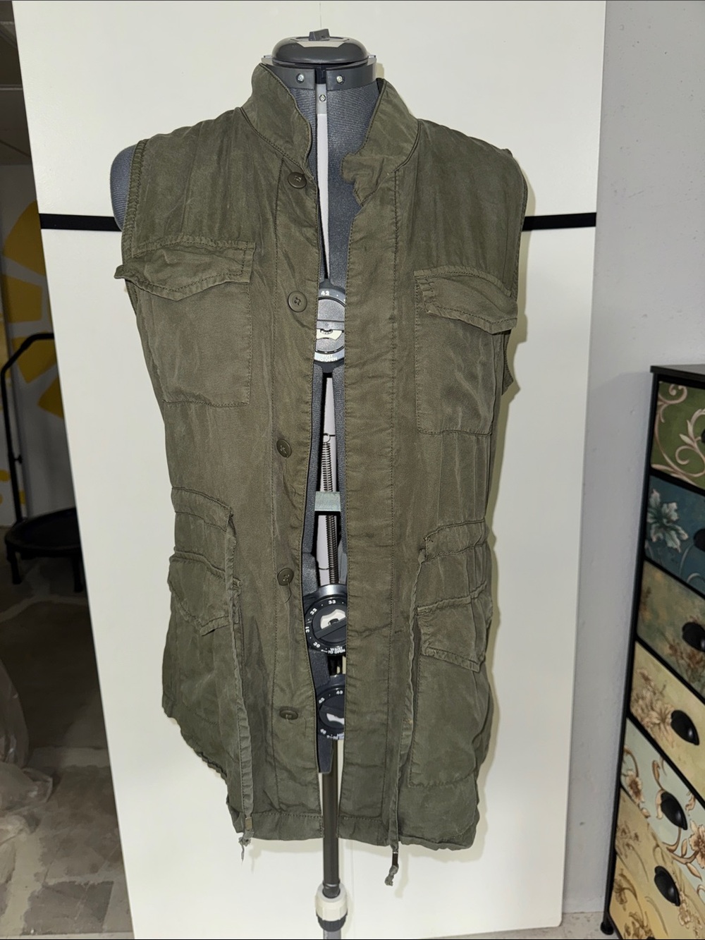 Mossimo Supply Co. Olive Green Sleeveless Utility Vest